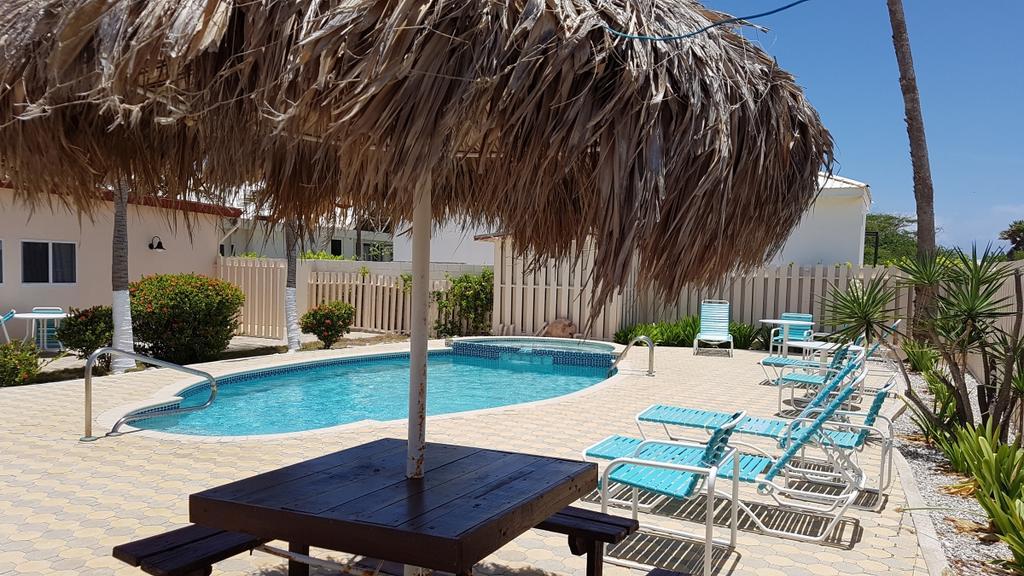 Aruba Beach Villas Palm Beach Exterior foto